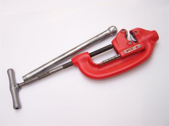 Picture of PIPE CUTTER 2 TO 4